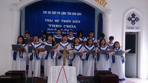 TRẠI H&Egrave; THIẾU NI&Ecirc;N TIN L&Agrave;NH TỈNH B&Igrave;NH ĐỊNH - 2014