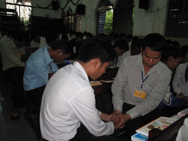 TH&Aacute;NH KINH CĂN BẢN 2014 TRUNG T&Acirc;M 1 TẠI NH&Agrave; THỜ PHƯỚC LONG &ndash; B&Igrave;NH PHƯỚC.