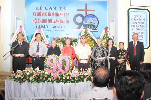 90 NĂM HỘI TH&Aacute;NH TIN L&Agrave;NH ĐẠI AN