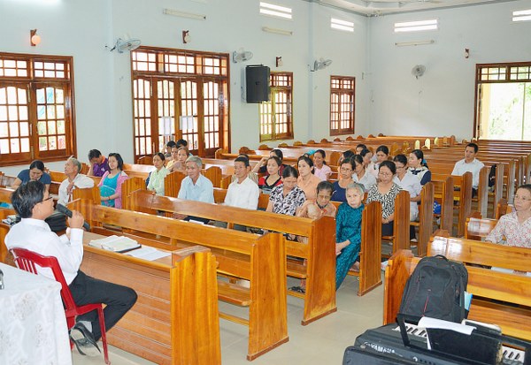 KINH TH&Aacute;NH H&Egrave; TẠI HTTL DƯƠNG Y&Ecirc;N