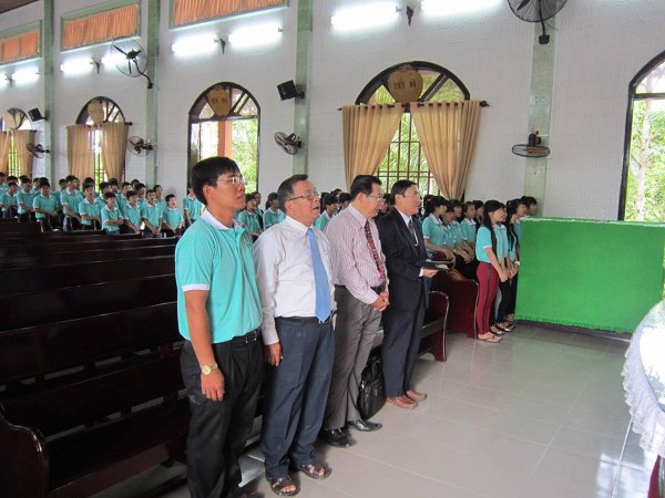 TRẠI H&Egrave; THIẾU NI&Ecirc;N PHONG ĐIỀN NĂM 2014