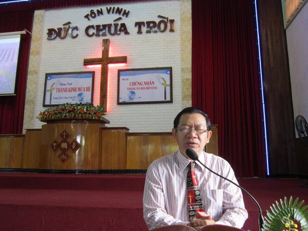 TRẠI H&Egrave; THIẾU NI&Ecirc;N PHONG ĐIỀN NĂM 2014