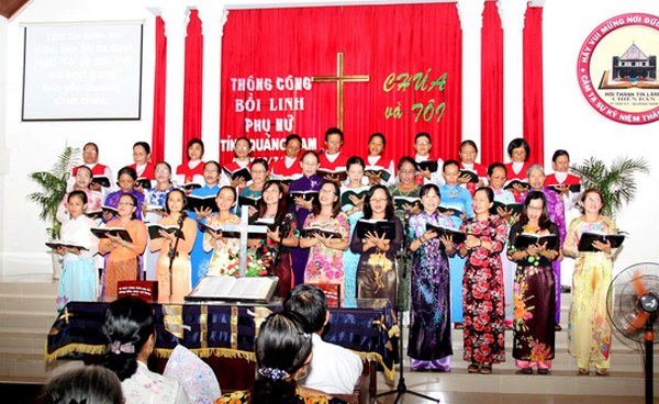NG&Agrave;Y HỘI CỦA PHỤ NỮ TIN L&Agrave;NH TỈNH QUẢNG NAM