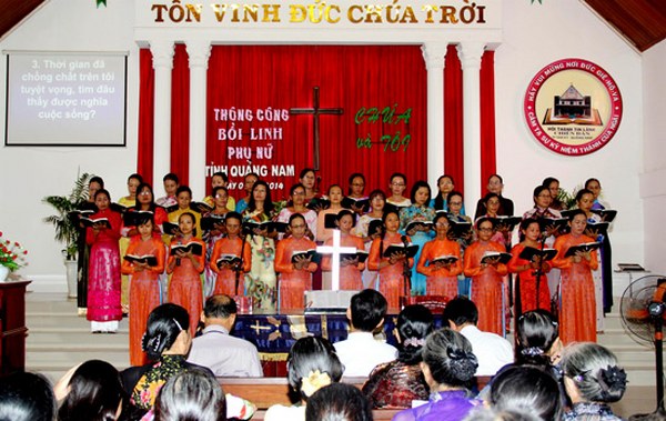 NG&Agrave;Y HỘI CỦA PHỤ NỮ TIN L&Agrave;NH TỈNH QUẢNG NAM