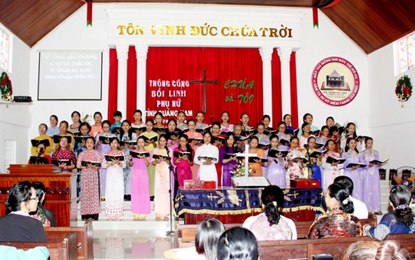 NG&Agrave;Y HỘI CỦA PHỤ NỮ TIN L&Agrave;NH TỈNH QUẢNG NAM