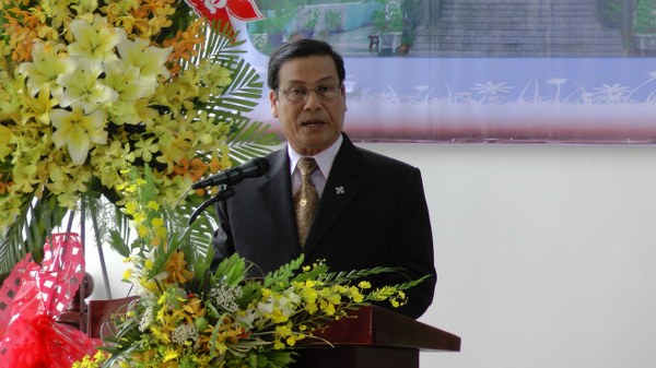 kh&aacute;nh th&agrave;nh nh&agrave; thờ Song Ph&uacute; Vĩnh Long