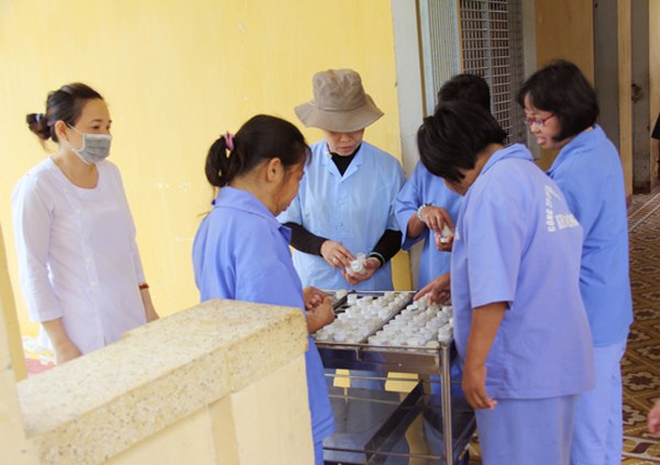 NHỮNG TẤM LÒNG CON CÁI CHÚA ĐẾN VỚI NGƯỜI BỆNH TÂM THẦN ĐÀ NẴNG
