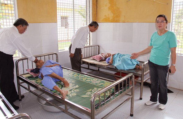 NHỮNG TẤM LÒNG CON CÁI CHÚA ĐẾN VỚI NGƯỜI BỆNH TÂM THẦN ĐÀ NẴNG