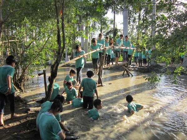TRẠI H&Egrave; THIẾU NI&Ecirc;N TIN L&Agrave;NH TẠI TP. CẦN THƠ NĂM 2014