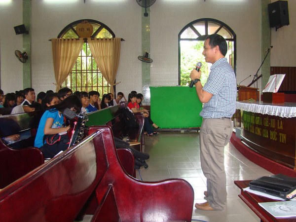 TRẠI H&Egrave; THIẾU NI&Ecirc;N TIN L&Agrave;NH TẠI TP. CẦN THƠ NĂM 2014