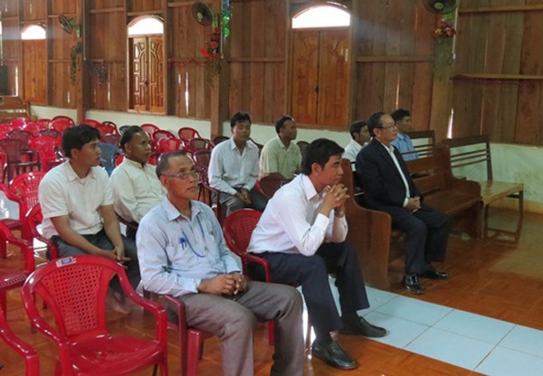 20 NGƯỜI TIN CHÚA TẠI CHI HỘI THỊ NGHÈ - TP. HCM