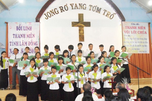 GẦN 2.600 NGƯỜI THAM DỰ BỒI LINH THANH NI&Ecirc;N PH&Iacute;A BẮC TỈNH L&Acirc;M ĐỒNG