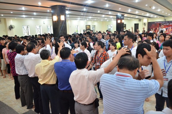 ĐẠI HỘI THANH NI&Ecirc;N TO&Agrave;N QUỐC HỘI TH&Aacute;NH PH&Uacute;C &Acirc;M TO&Agrave;N VẸN 