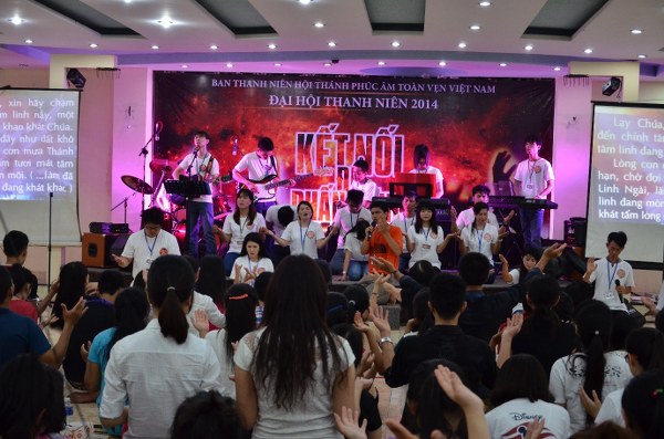ĐẠI HỘI THANH NI&Ecirc;N TO&Agrave;N QUỐC HỘI TH&Aacute;NH PH&Uacute;C &Acirc;M TO&Agrave;N VẸN 