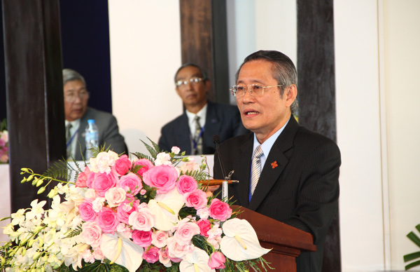 chương tr&igrave;nh Bầu cử v&agrave; Thảo luận