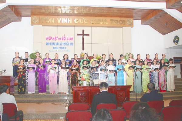 HỌP MẶT V&Agrave; BỒI LINH PHU NH&Acirc;N MỤC SƯ, TRUYỀN ĐẠO KHU VỰC 1