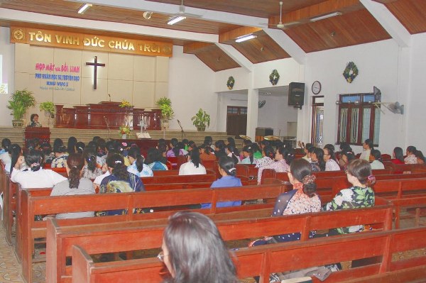 HỌP MẶT V&Agrave; BỒI LINH PHU NH&Acirc;N MỤC SƯ, TRUYỀN ĐẠO KHU VỰC 1