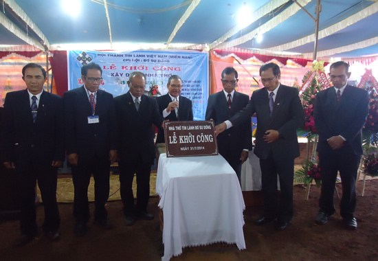 LỄ KHỞI C&Ocirc;NG X&Acirc;Y DỰNG NH&Agrave; THỜ TIN L&Agrave;NH BƠSUDƠNG - L&Acirc;M ĐỒNG
