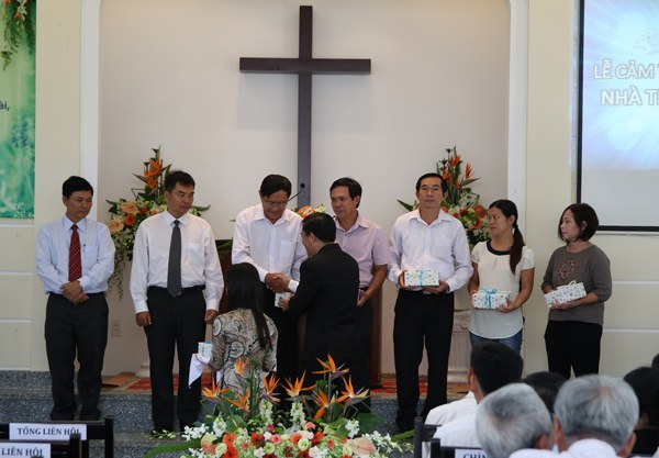 HỘI TH&Aacute;NH THANH ĐA: CẢM TẠ CH&Uacute;A V&Agrave; CUNG HIẾN NH&Agrave; THỜ