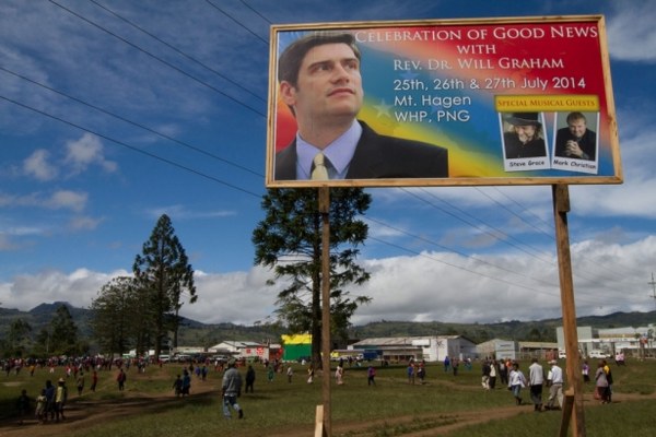 800 Người Tin Nhận Ch&uacute;a Tại Papua New Guinea