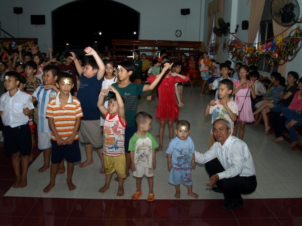 GIỚI THIỆU PH&Uacute;C &Acirc;M TẠI HTTL C&Acirc;Y TRƯỜNG. 
