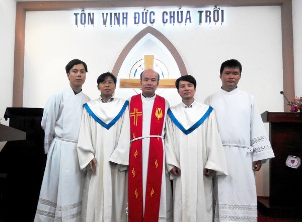 SINH NHẬT CỘNG ĐOÀN LUTHERAN HY VỌNG TRÒN 8 NĂM