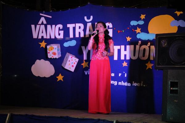 HỘI THÁNH NGÔ GIA TỰ CÙNG VỚI CHÍNH QUYỀN ĐỊA PHƯƠNG TỔ CHỨC VUI TRUNG THU.