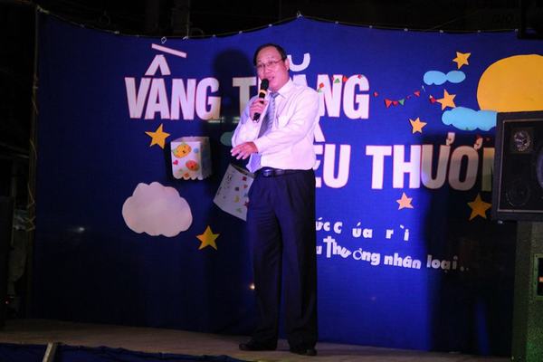 HỘI THÁNH NGÔ GIA TỰ CÙNG VỚI CHÍNH QUYỀN ĐỊA PHƯƠNG TỔ CHỨC VUI TRUNG THU.
