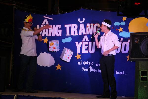 HỘI THÁNH NGÔ GIA TỰ CÙNG VỚI CHÍNH QUYỀN ĐỊA PHƯƠNG TỔ CHỨC VUI TRUNG THU.