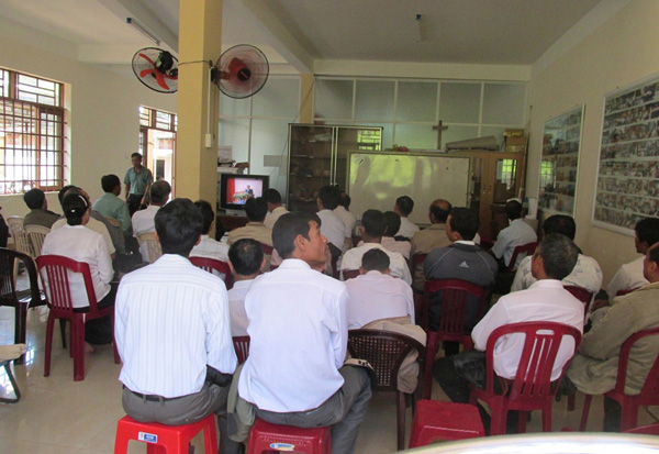 BỒI LINH PHỤ NỮ TỈNH ĐĂK LĂK TẠI CHI HỘI BU&Ocirc;N A-L&Ecirc; A
