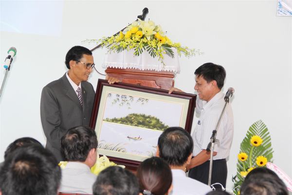 LỄ CẢM TẠ CH&Uacute;A V&Agrave; D&Acirc;NG NH&Agrave; NGUYỆN HTTL TH&Agrave;NH PHỐ QUẢNG NG&Atilde;I