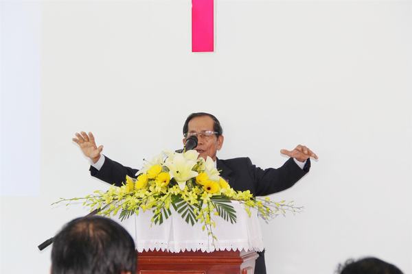 LỄ CẢM TẠ CH&Uacute;A V&Agrave; D&Acirc;NG NH&Agrave; NGUYỆN HTTL TH&Agrave;NH PHỐ QUẢNG NG&Atilde;I