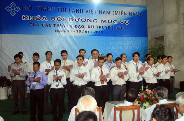 KHAI MẠC KHO&Aacute; BỒI DƯỠNG MỤC VỤ CHO TRUYỀN ĐẠO, NỮ TRUYỀN ĐẠO