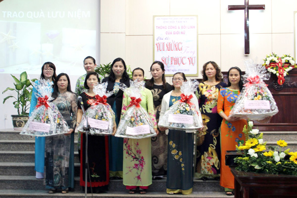 TH&Ocirc;NG C&Ocirc;NG V&Agrave; BỒI LINH GIỚI NỮ TẠI NH&Agrave; THỜ TIN L&Agrave;NH TAM KỲ
