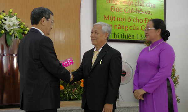 LỄ C&Ocirc;NG BỐ QUYẾT ĐỊNH TH&Agrave;NH LẬP CHI HỘI B&Igrave;NH CHIỂU V&Agrave; CUNG HIẾN NH&Agrave; THỜ