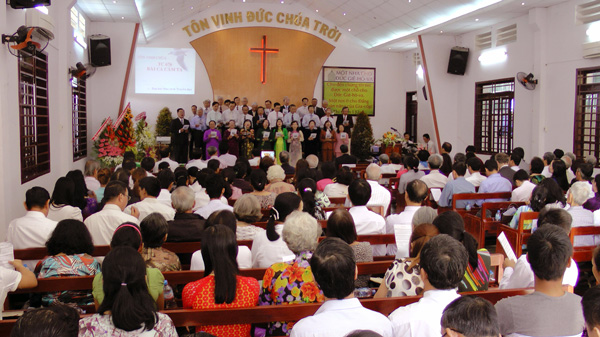 LỄ C&Ocirc;NG BỐ QUYẾT ĐỊNH TH&Agrave;NH LẬP CHI HỘI B&Igrave;NH CHIỂU V&Agrave; CUNG HIẾN NH&Agrave; THỜ