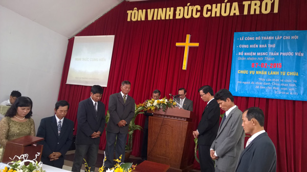 LỄ CÔNG BỐ THÀNH LẬP CHI HỘI, BỔ NHIỆM QUẢN NHIỆM VÀ CUNG HIẾN NHÀ THỜ TIN LÀNH BÌNH KHÁNH