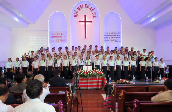 LỄ CUNG HIẾN NH&Agrave; NGUYỆN TIN L&Agrave;NH BU&Ocirc;N NUI &ndash; TỈNH ĐĂK N&Ocirc;NG