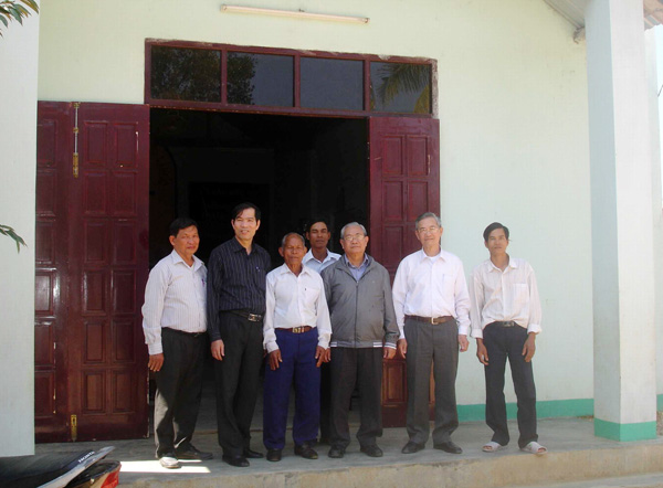 THƯỜNG TRỰC TLH ĐẾN THĂM C&Aacute;C HỘI TH&Aacute;NH TỈNH KH&Aacute;NH H&Ograve;A