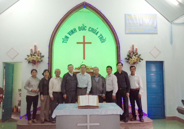 THƯỜNG TRỰC TLH ĐẾN THĂM C&Aacute;C HỘI TH&Aacute;NH TỈNH KH&Aacute;NH H&Ograve;A