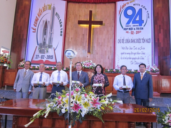 LỄ CẢM TẠ CH&Uacute;A, NH&Acirc;N KỶ NIỆM 94 NĂM TH&Agrave;NH LẬP HTTL CẦN THƠ.