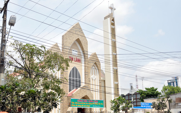 LỄ CUNG HIẾN NHÀ THỜ TIN LÀNH BẠC LIÊU