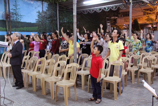 TRUYỀN GIẢNG TIN L&Agrave;NH TẠI HỘI TH&Aacute;NH HO&Agrave; KH&Aacute;NH - TP Đ&Agrave; NẴNG