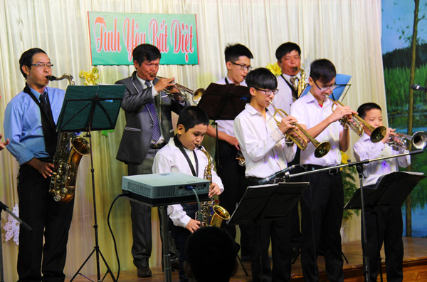 TRUYỀN GIẢNG TIN L&Agrave;NH TẠI HỘI TH&Aacute;NH HO&Agrave; KH&Aacute;NH - TP Đ&Agrave; NẴNG