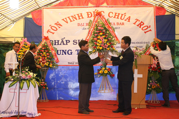 TỈNH ĐĂK LĂK: LỄ CÔNG BỐ QUYẾT ĐỊNH THÀNH LẬP CHI HỘI TIN LÀNH ÊA ĐAR