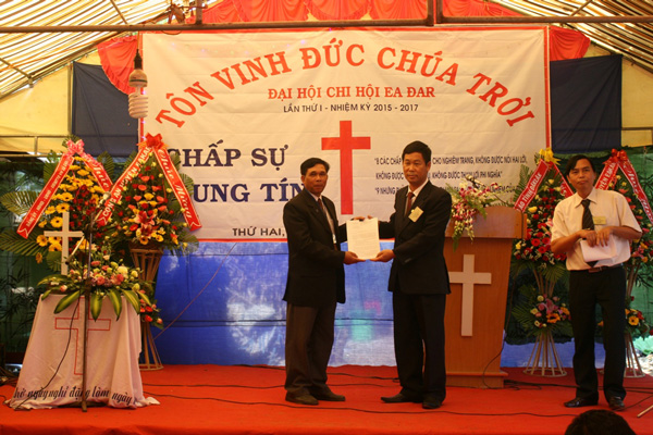TỈNH ĐĂK LĂK: LỄ CÔNG BỐ QUYẾT ĐỊNH THÀNH LẬP CHI HỘI TIN LÀNH ÊA ĐAR