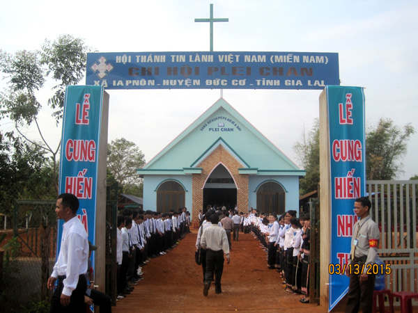 LỄ CUNG HIẾN NH&Agrave; THỜ TIN L&Agrave;NH PLEI CHAN &ndash; TỈNH GIA LAI