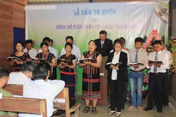 LỄ TẠ ƠN CH&Uacute;A V&Agrave; C&Ocirc;NG BỐ ĐIỂM NH&Oacute;M TIN L&Agrave;NH THẠNH MỸ - TỈNH QUẢNG NAM