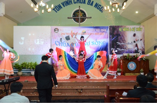 phục sinh phúc âm toàn vẹn