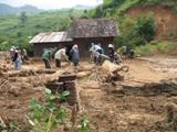 Tín Hữu Kon Tum Vực Dậy Đổ Nát Sau Bão Số 9
